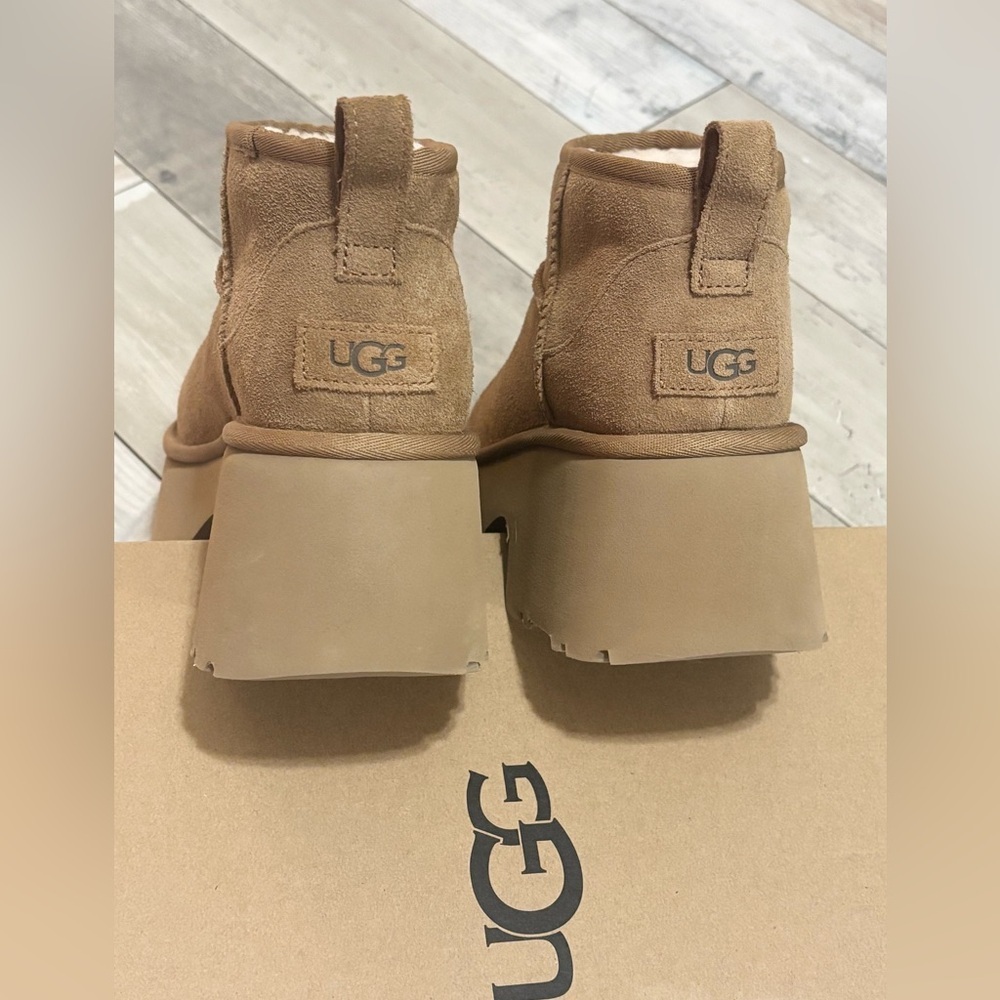 NWT UGG Classic Ultra Mini New Heights Boots Chestnut Platform Heel 9 BRAND NEW - Picture 3 of 11